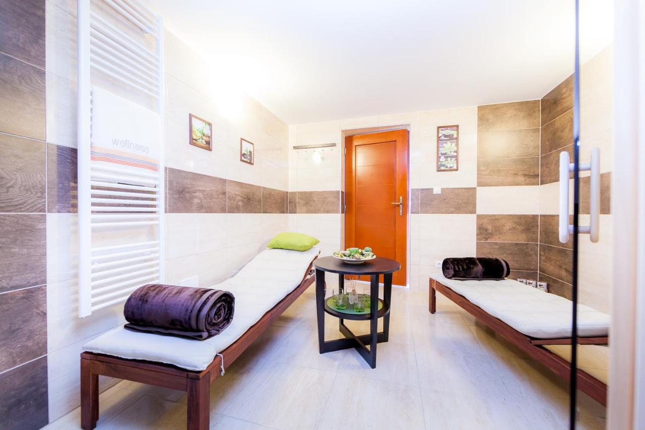 Relax Apartmany Oscadnica Bagian luar foto